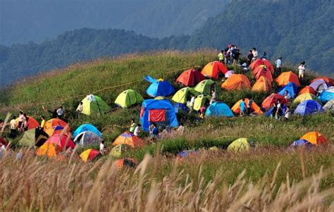 江西哪些地方露營？在探索这片土地上，除了自然风光与人文历史，我们还可以从不同的角度去欣赏与体验。